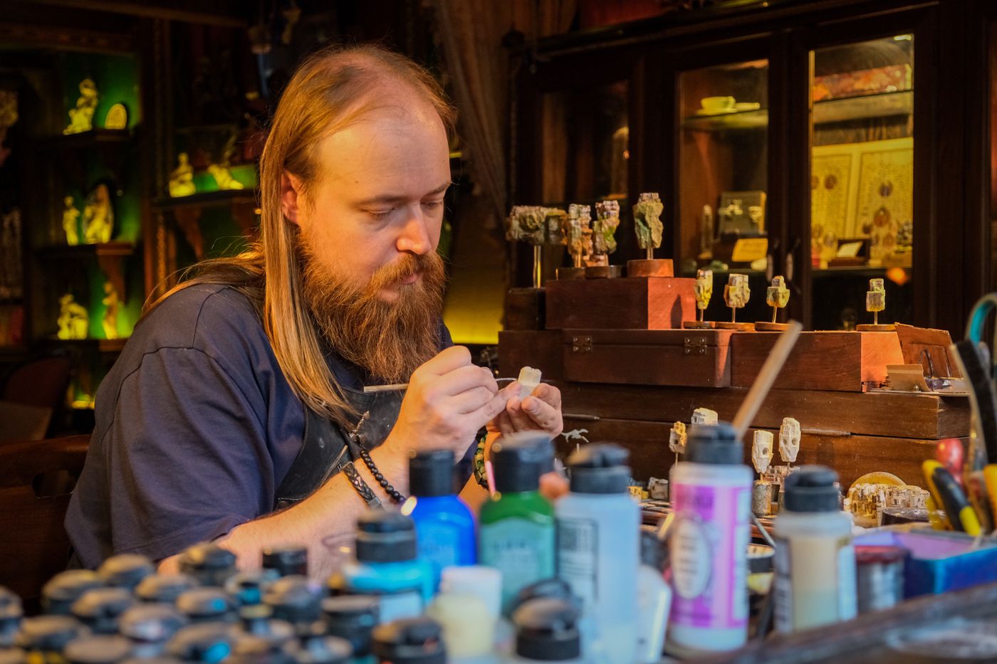 Miniature painting workbench